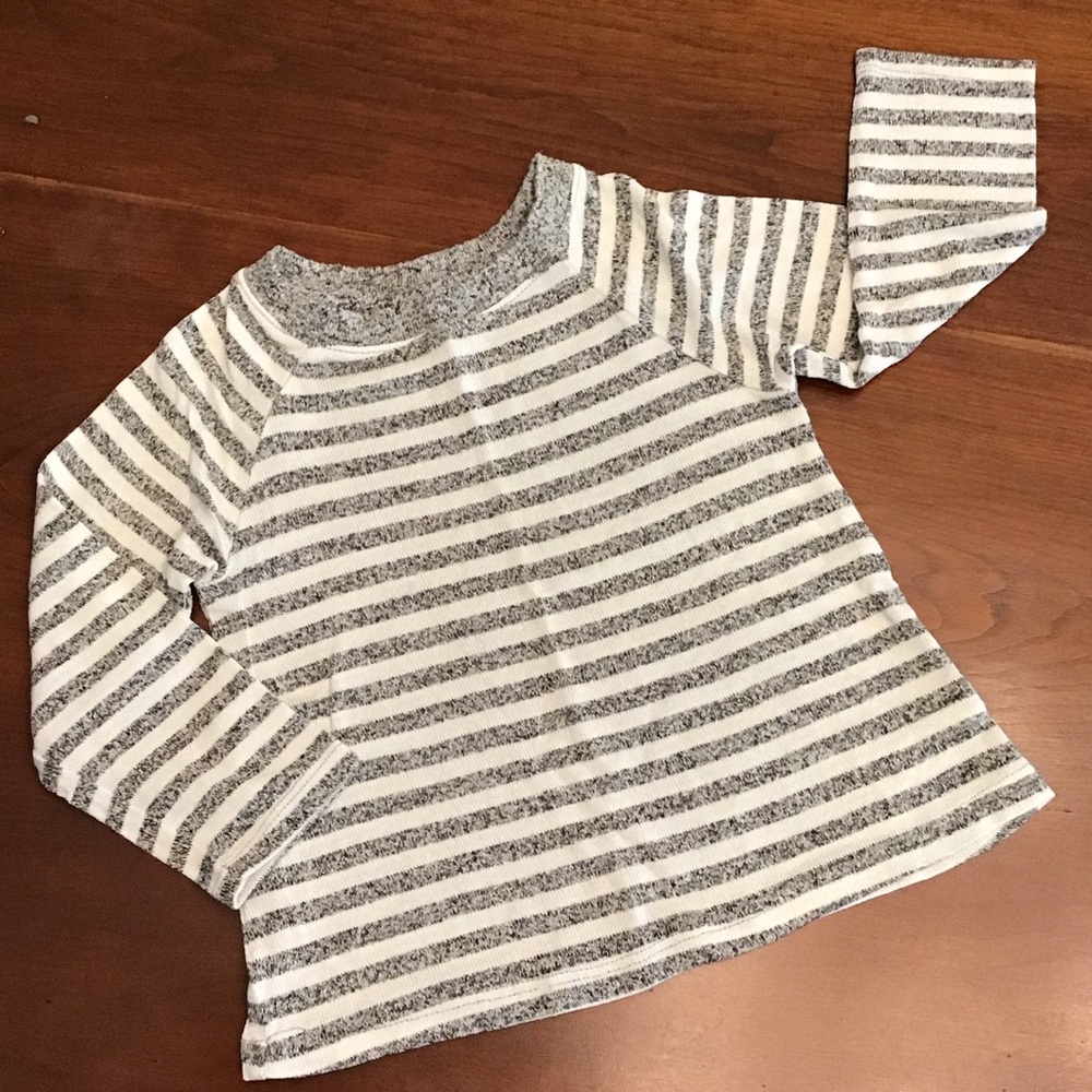 Cat & Jack Gray and White Striped Knit Long Sleeve Tee